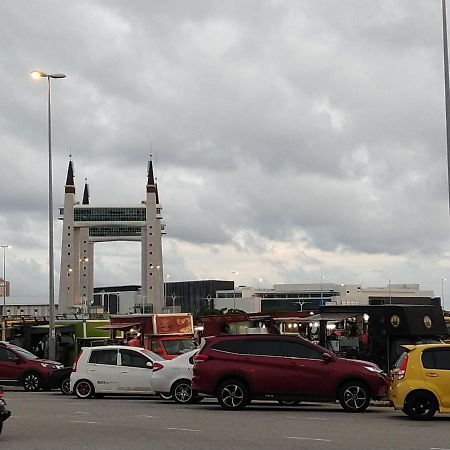 Homestay Kuala Terengganu Near Batu Burok, Hospital Hsnz, Ktcc Mall, Drawbridge C 外观 照片