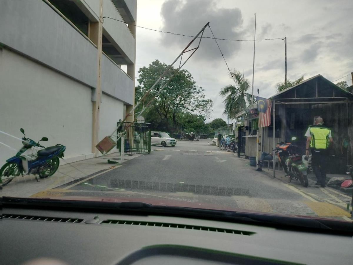Homestay Kuala Terengganu Near Batu Burok, Hospital Hsnz, Ktcc Mall, Drawbridge C 外观 照片